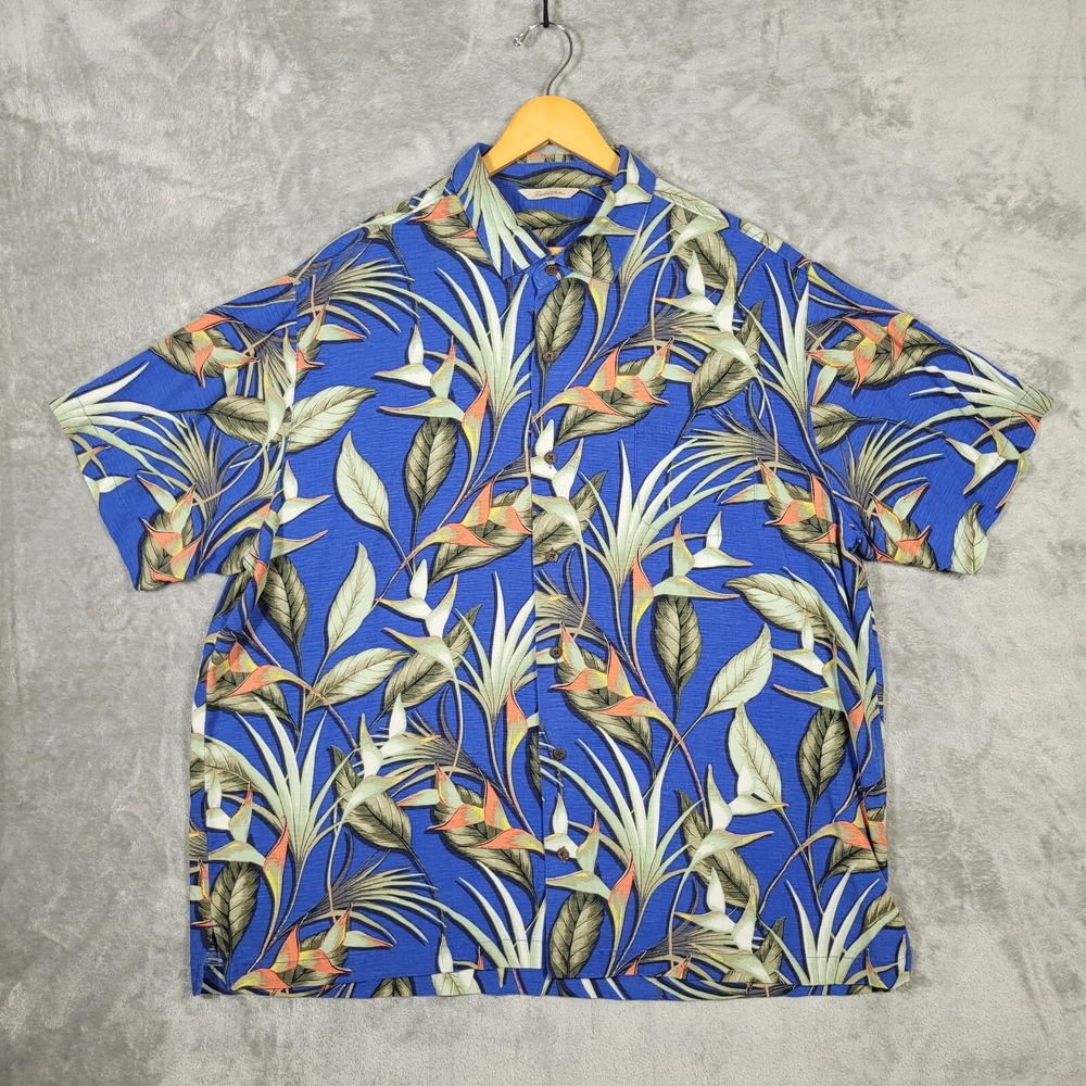 Paradise Collection Hawaiian Shirt Mens 2XL Silk Blue Floral Casual Wood Buttons